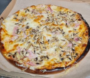 3. PROSCIUTTO FUNGHI